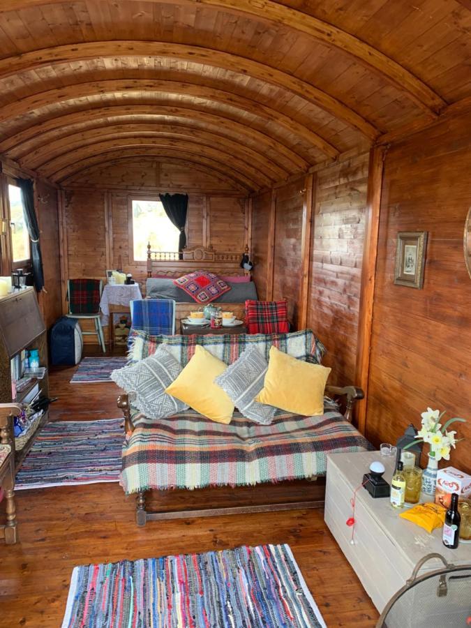 Eco Crofters Wagon By The Beach Oldshoremore Exterior foto